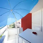 شقة Pino With Pool, Sauna & Jacuzzi *