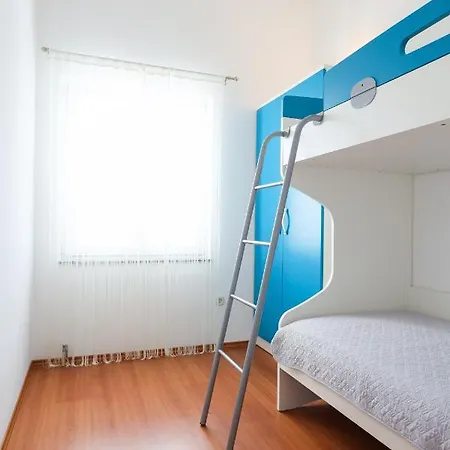 Daire Pino With Pool, Sauna & Jacuzzi