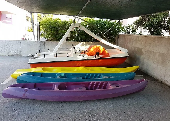 Apartman Villa Pino With Pool, Sauna & Jacuzzi